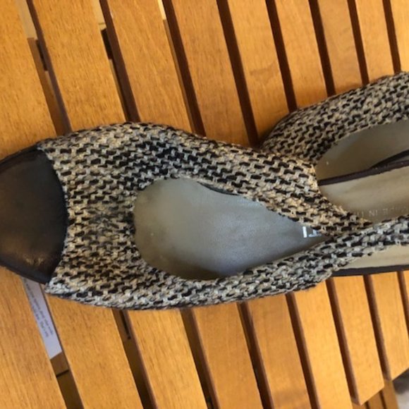 Via Ccndotti High Heel Slingbacks, size 9.5 - Picture 5 of 6